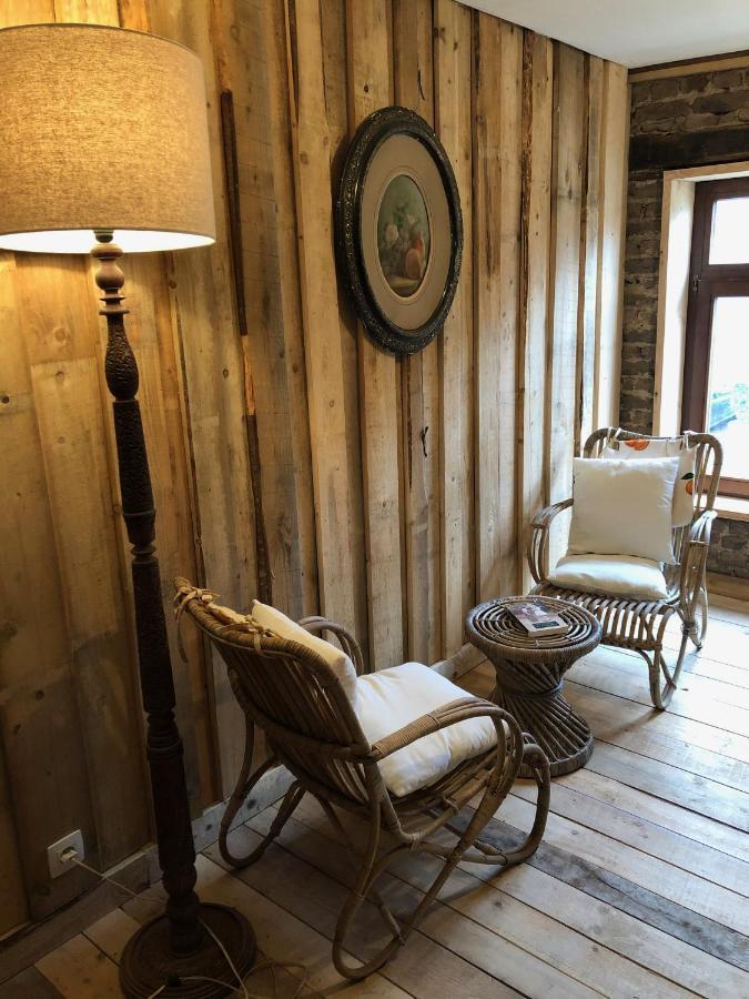 Le Repos Du Nomade B&B 7 Personnes Manhay Exterior foto