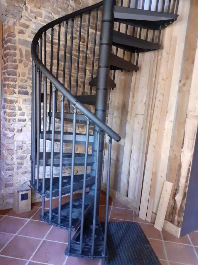 Le Repos Du Nomade B&B 7 Personnes Manhay Exterior foto