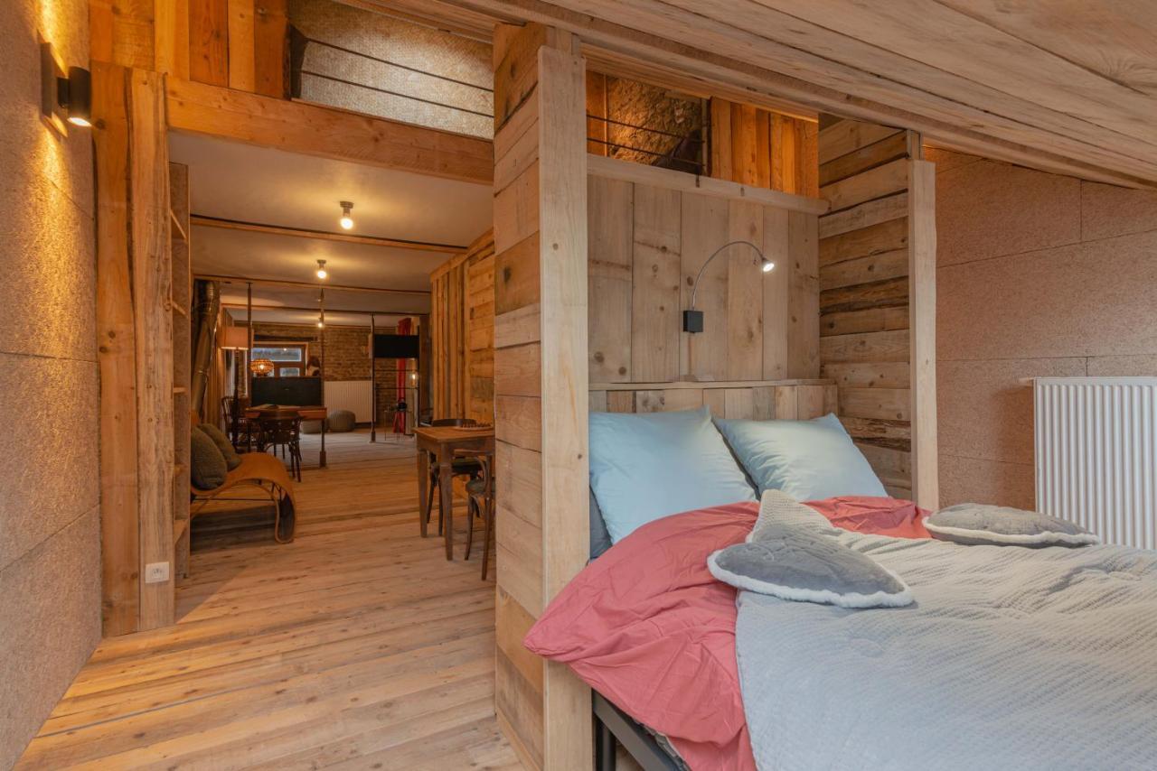 Le Repos Du Nomade B&B 7 Personnes Manhay Exterior foto